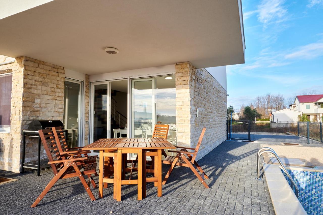 Villa Miri II Privlaka  Eksteriør billede